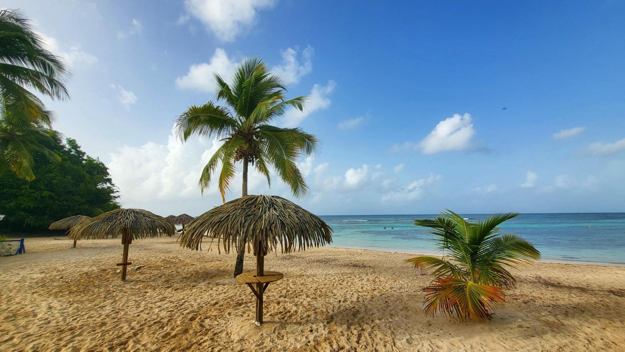 Kaz Lorike - Vue Mer & Piscine Exceptionnelle - Anse Des Rochers Сен-Франсуа Экстерьер фото